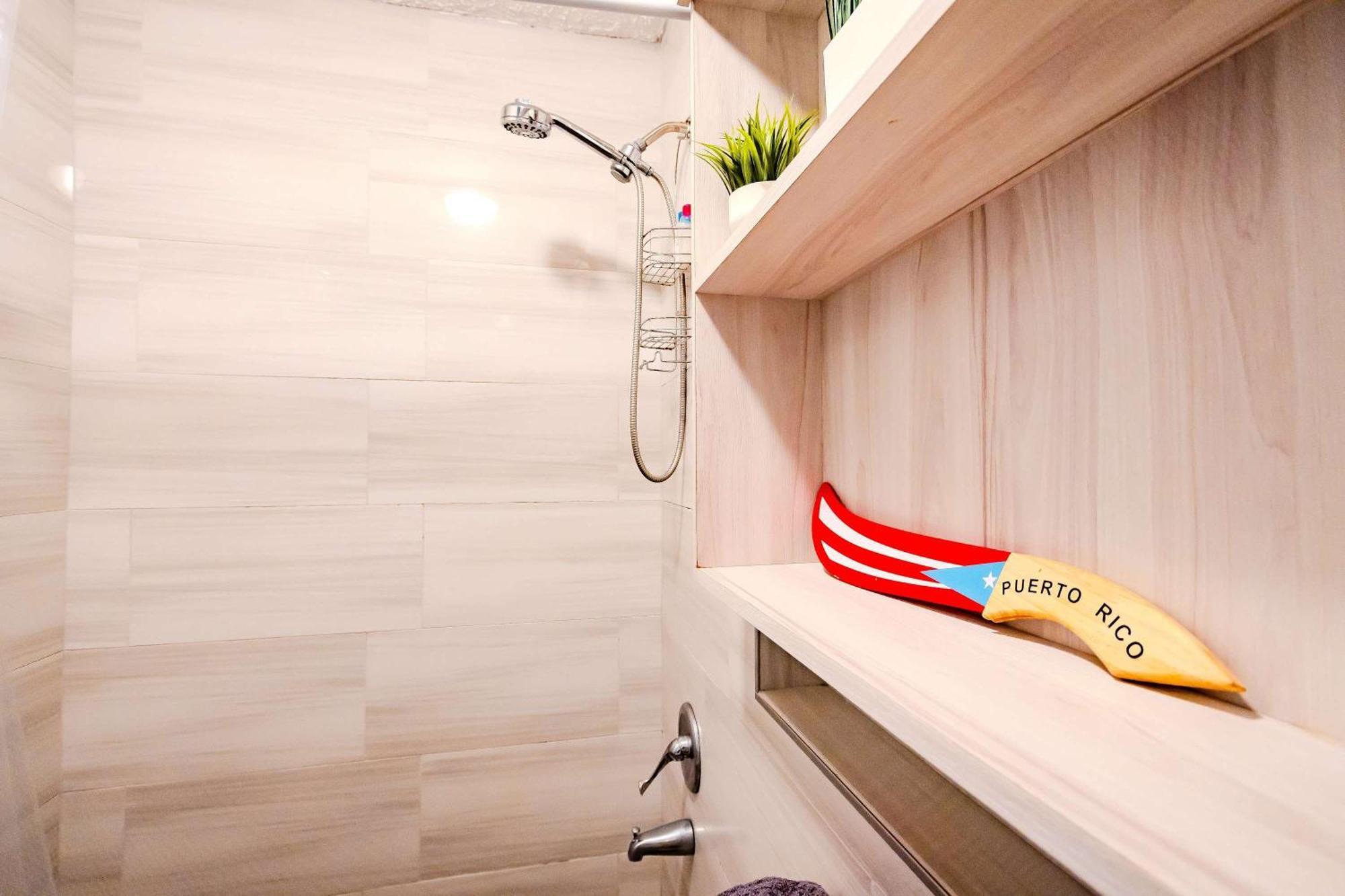 Sunset Paradise Cozy Beachfront Escape - Isla Verde San Juan Ngoại thất bức ảnh