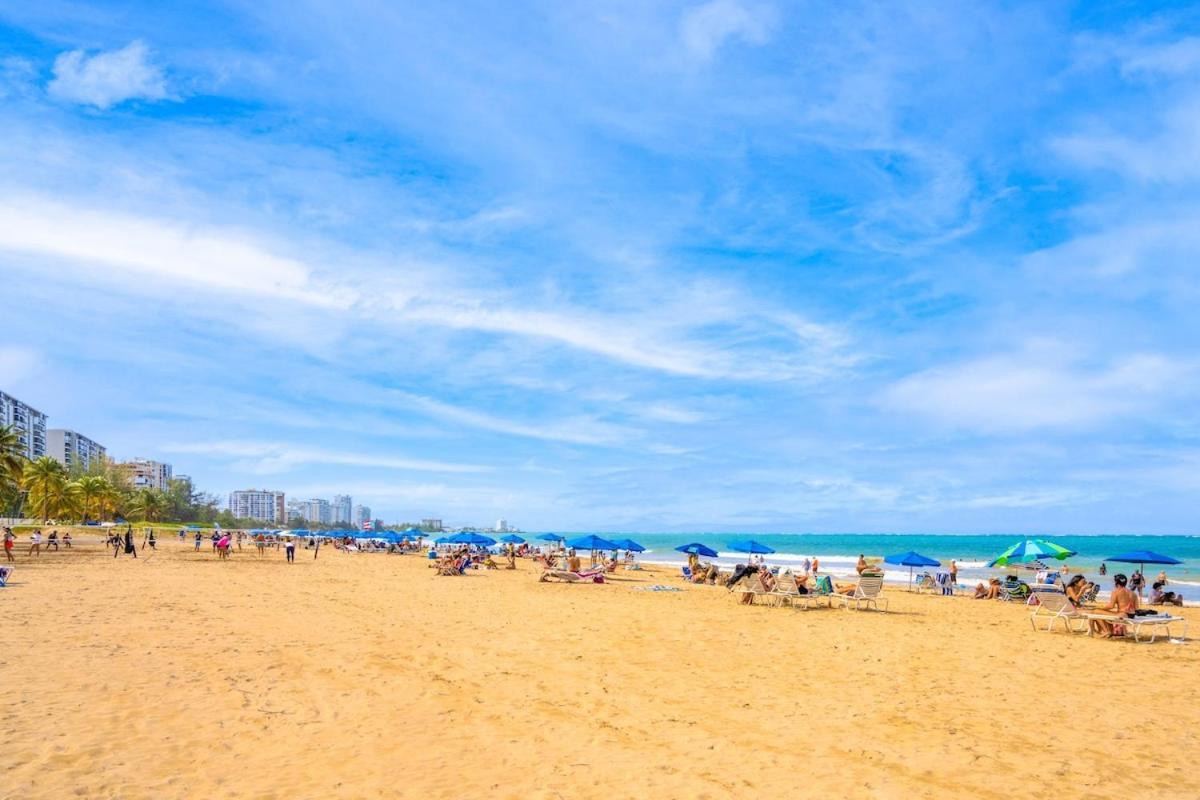 Sunset Paradise Cozy Beachfront Escape - Isla Verde San Juan Ngoại thất bức ảnh